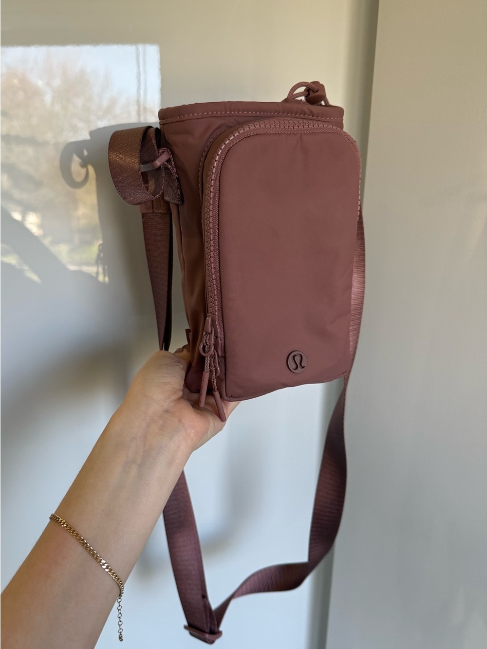 lululemon athletica Dusty Rose Crossbody Water-bottle Pouch